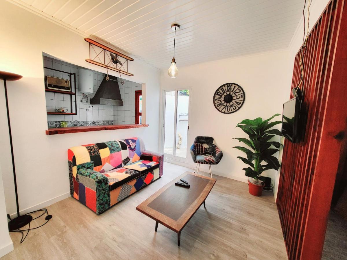 Central House Studio Πόντα Ντελγκάντα Εξωτερικό φωτογραφία